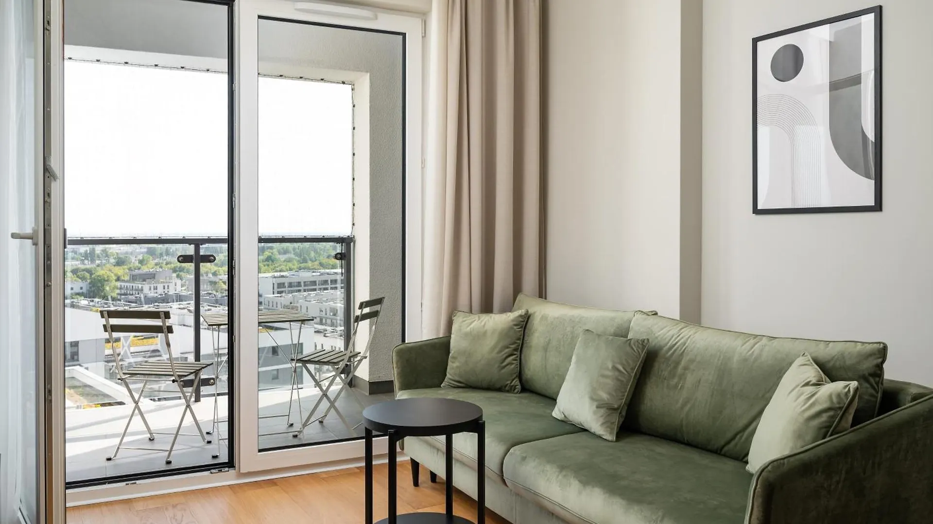 New Varsovia Comfort 1526 0*, Warsaw Poland